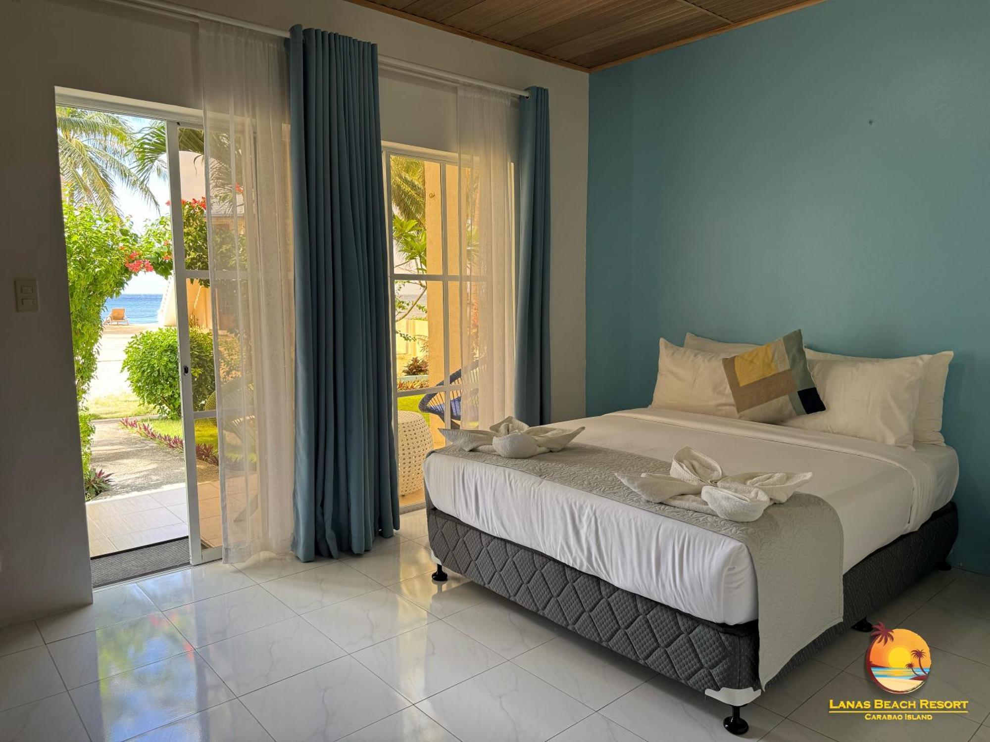 Lanas Beach Resort Carabao Island San Jose  Exterior photo